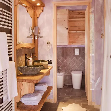 Сasa de vacaciones Two-bedroom Holiday In Comeglians